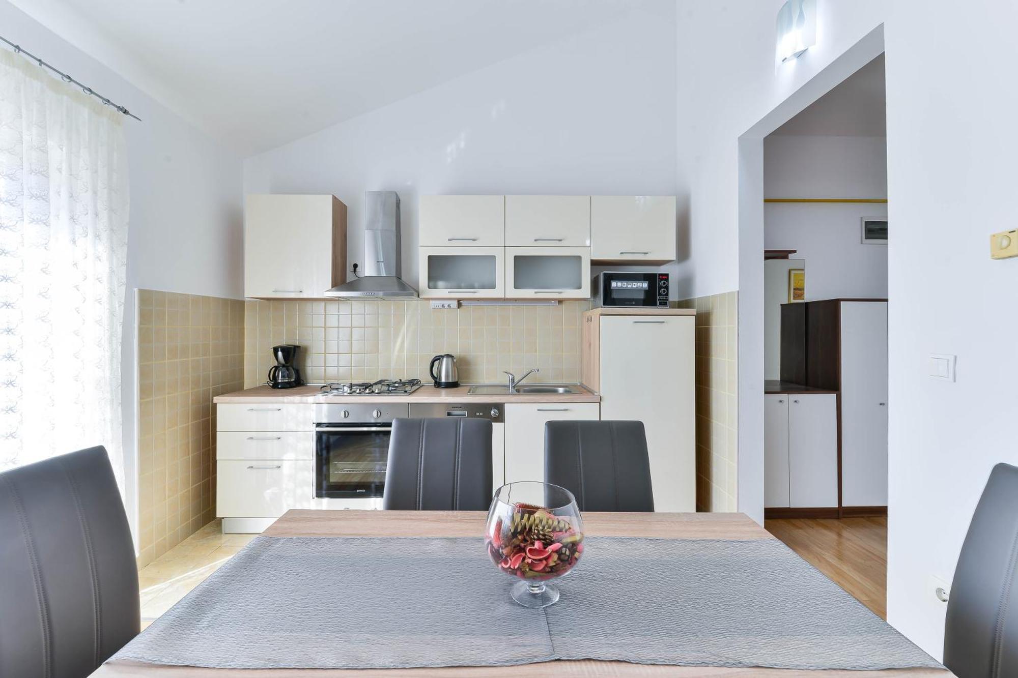Apartmani Stadion ザダル 部屋 写真