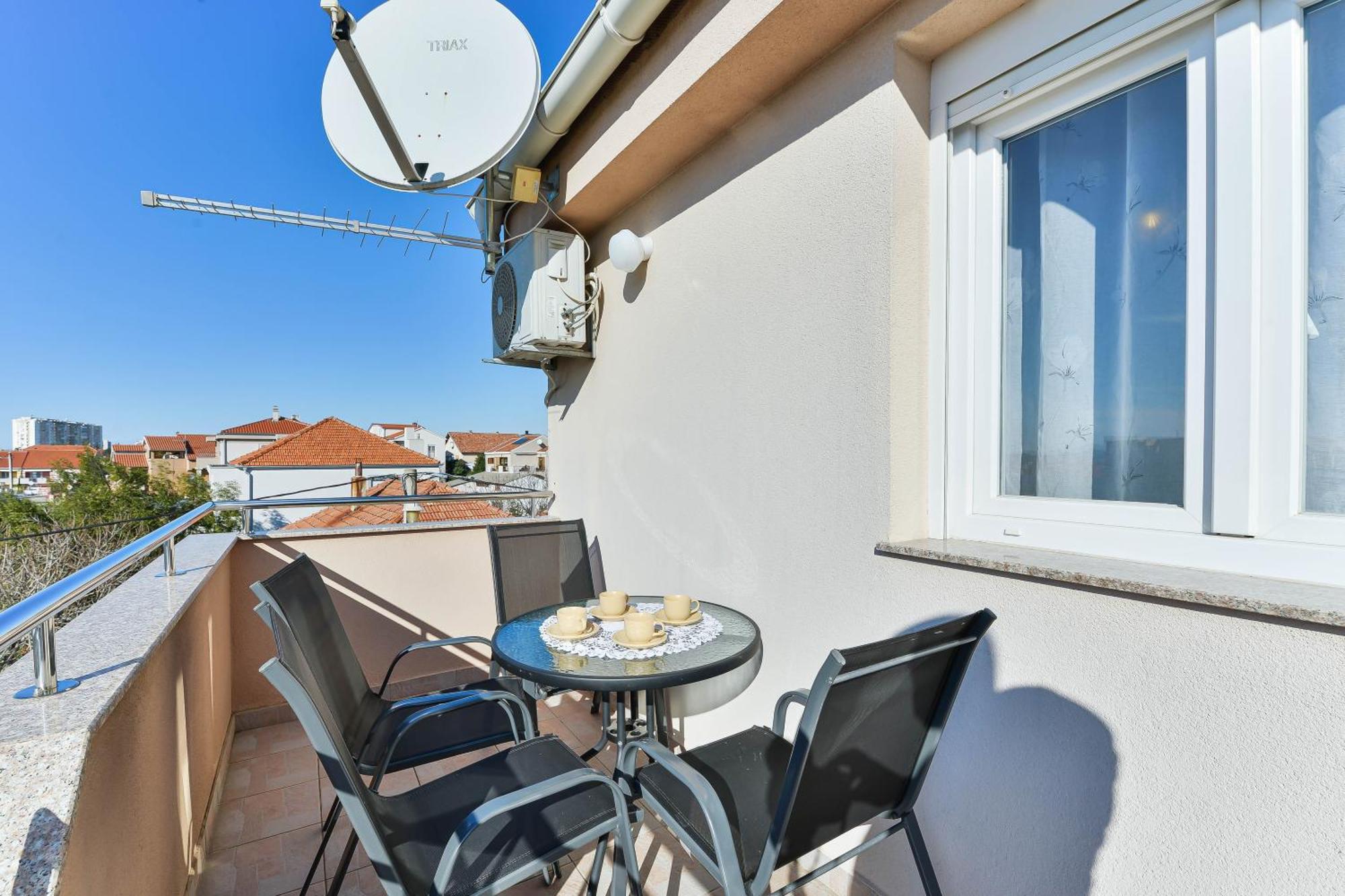 Apartmani Stadion ザダル 部屋 写真