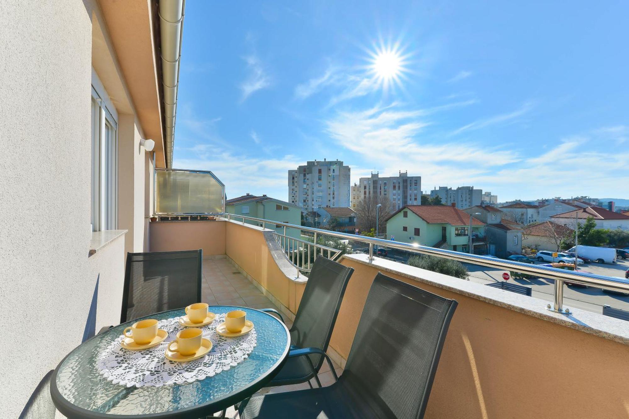 Apartmani Stadion ザダル 部屋 写真
